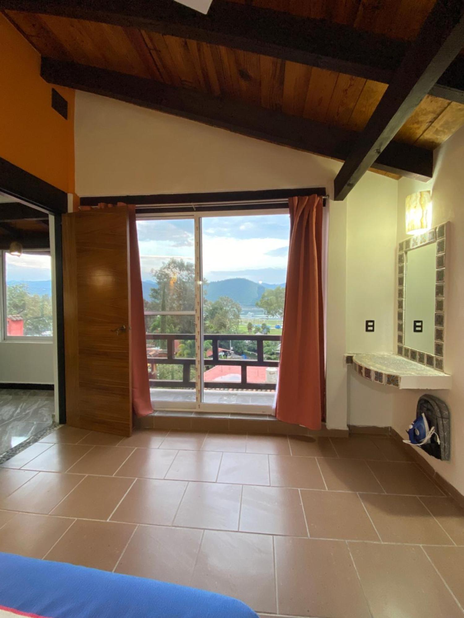 Hospedaje Anturios Valle De Bravo Exterior photo